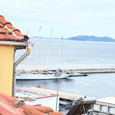 Theothea Suites Kavala Buitenkant foto
