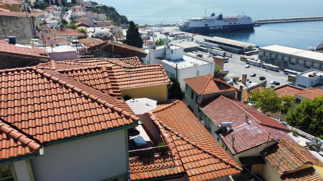 Theothea Suites Kavala Buitenkant foto